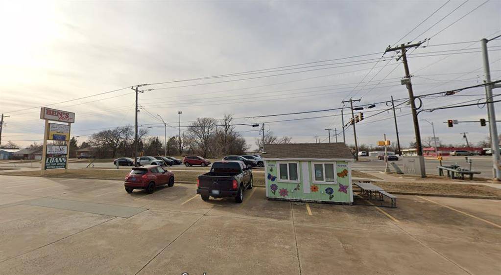 1020 N Douglas Boulevard #snow cone, Midwest City, OK 73130