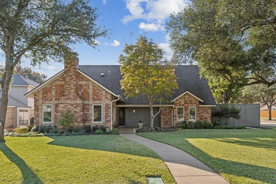 1800 Villanova Drive, Richardson, TX 75081