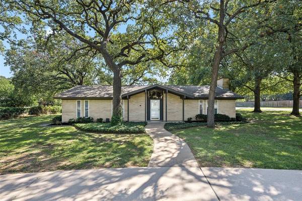 701 Beverly Drive, Colleyville, TX 76034