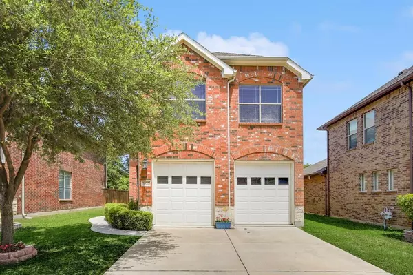 3837 Weatherstone Drive, Fort Worth, TX 76137