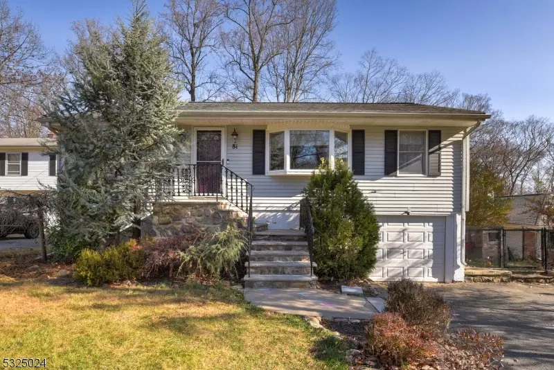 81 Omaha Ave, Rockaway Twp., NJ 07866