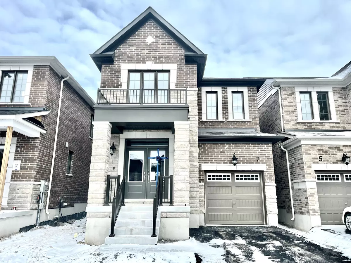 Markham, ON L6C 3M1,7 Greenridge CRES