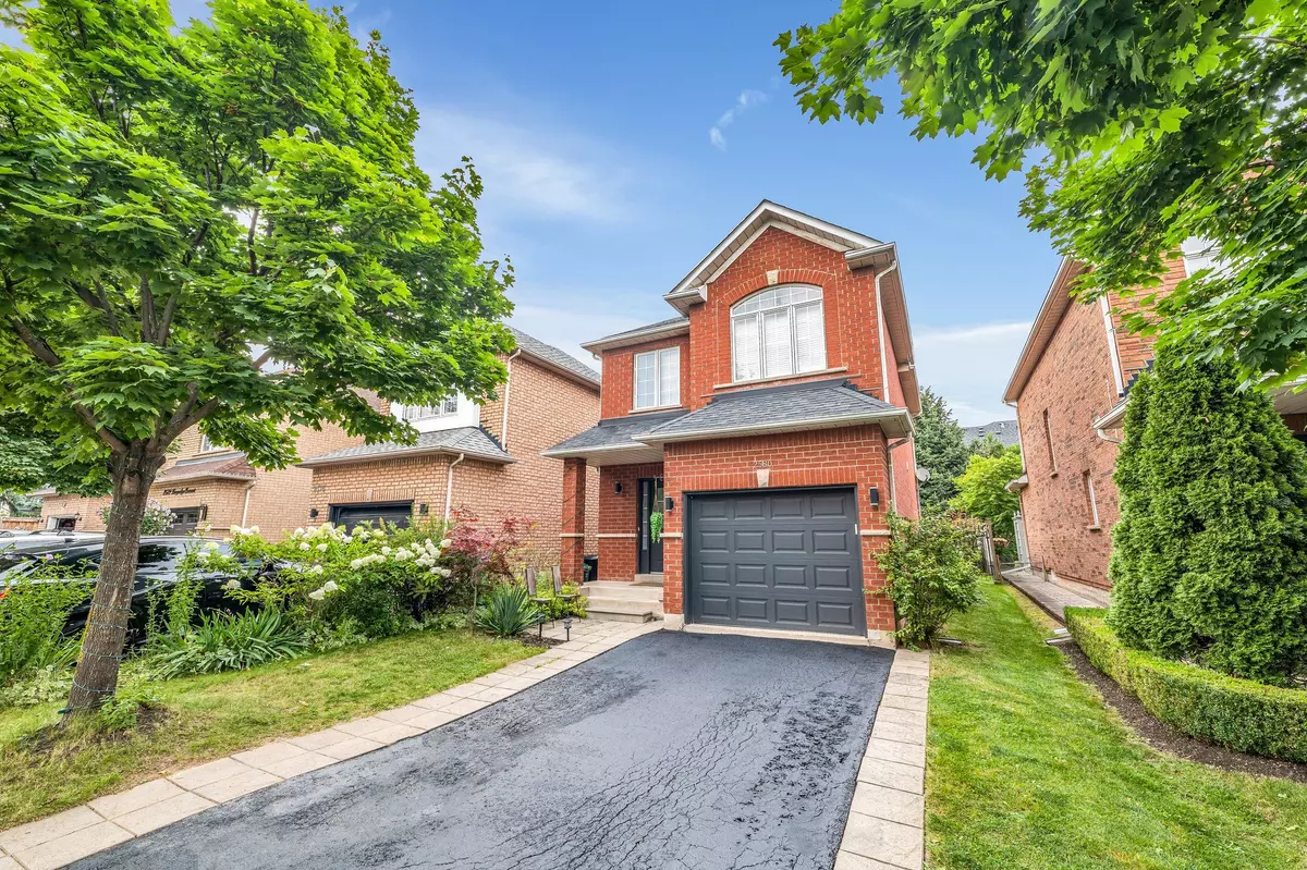 Oakville, ON L6H 6R9,2580 Longridge CRES