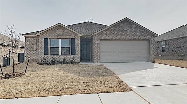 10008 Jackrabbit Road, Yukon, OK 73099