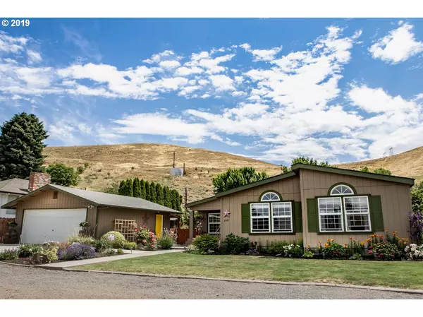 2410 E 18TH, The Dalles, OR 97058