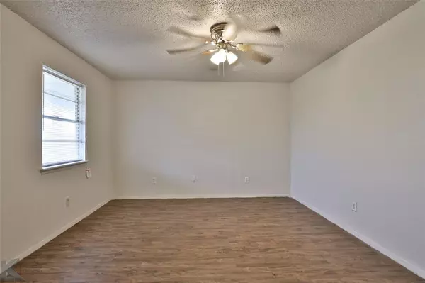 Merkel, TX 79536,207 Taylor Street #3