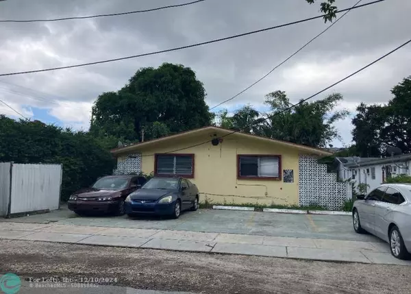 North Miami, FL 33161,780 NE 127th St