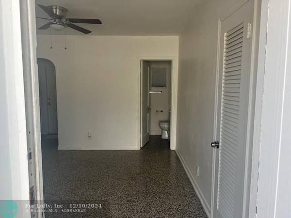 Lake Worth Beach, FL 33460,524 N L St  #2