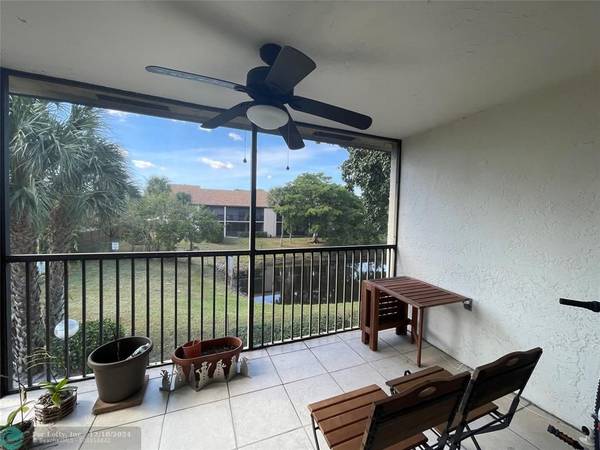 Deerfield Beach, FL 33442,2067 SW 15th St  #240