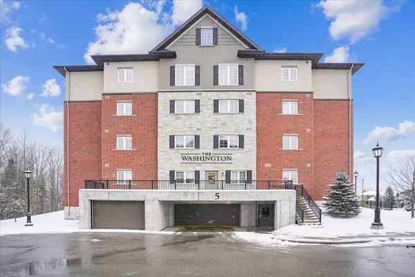 Simcoe, ON L4N 7Y8,5 Greenwich ST #203