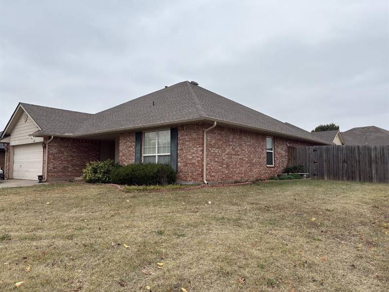 3412 Shona Way, Norman, OK 73069