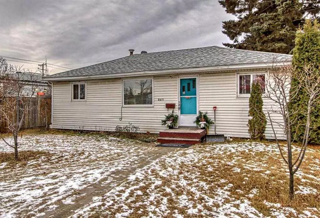 Calgary, AB T3B 2A1,8611 47 AVE Northwest