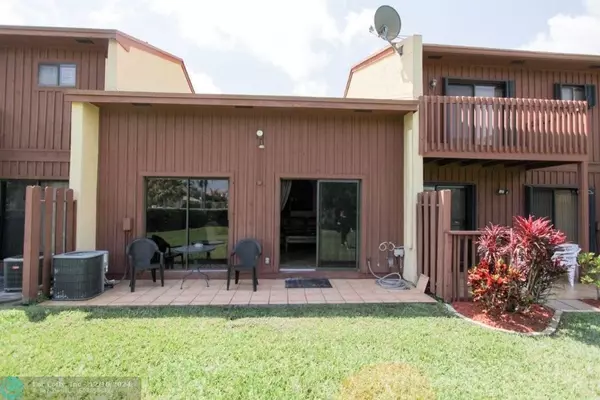 461 SE 11th Ter  #461, Dania Beach, FL 33004