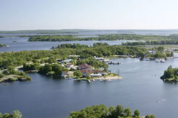 Georgian Bay, ON L0K 1S0,263 PORT SEVERN RD N