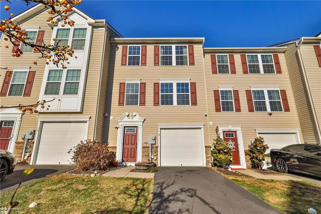 Palmer Twp, PA 18045,8 Gold Rose Lane