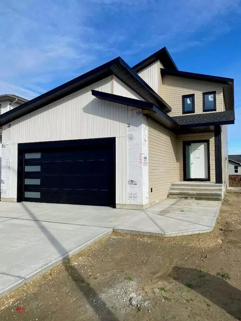 Blackfalds, AB T0M 0J2,82 Palmer CIR