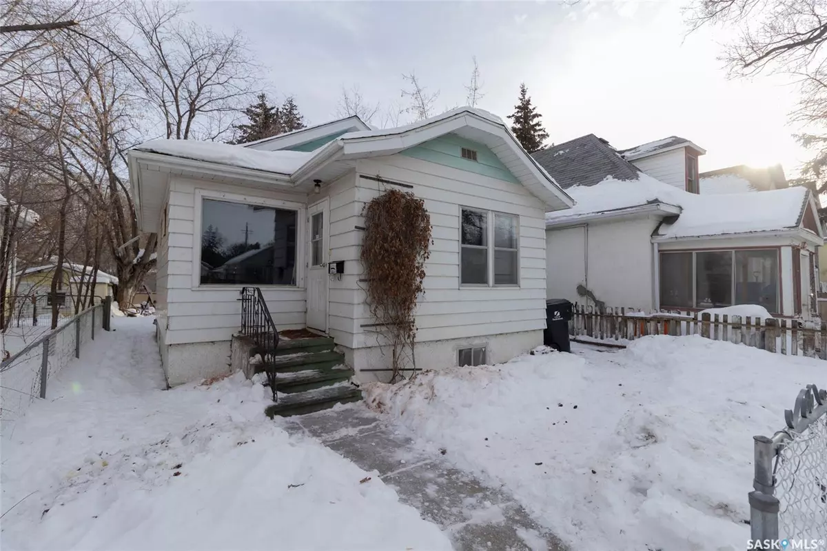 Saskatoon, SK S7M 1Y4,416 I AVENUE S