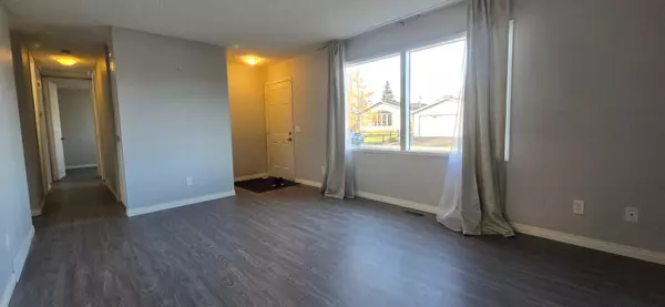 Calgary, AB T2A 5M8,951 Maitland WAY NE