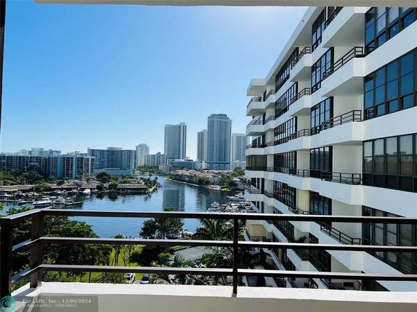 Hallandale Beach, FL 33009,500 Three Islands Blvd  #601