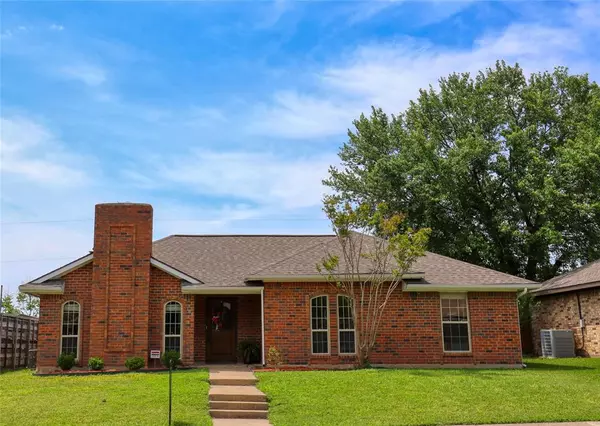 106 Windsor Drive,  Wylie,  TX 75098