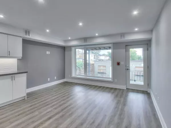 Toronto W02, ON M6H 1T8,115 Wallace AVE #Apt #1