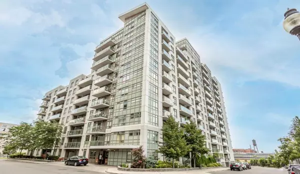 812 Lansdowne AVE #302, Toronto W02, ON M6H 4K5