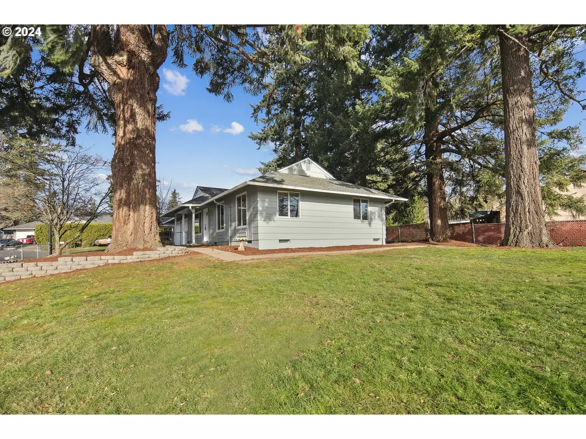 Gresham, OR 97030,2013 NE ROBERTS CT