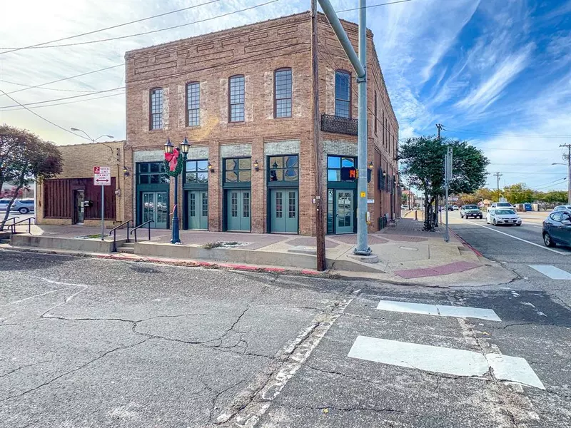 100 W Corsicana Street #1, Athens, TX 75751