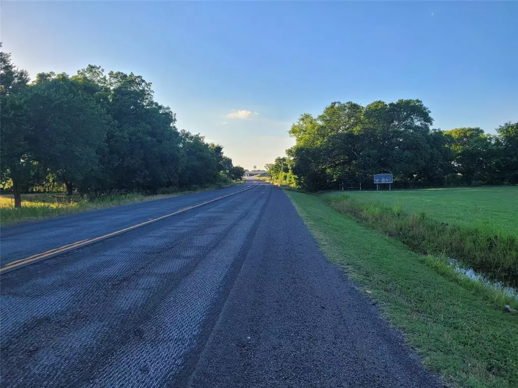 Hubbard, TX 76648,880 County Road 3369