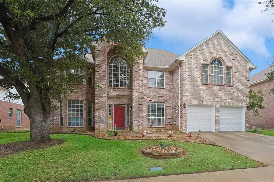 8132 Rainier Road, Fort Worth, TX 76137