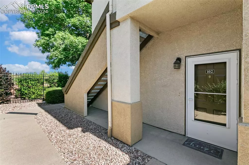 Colorado Springs, CO 80922,3716 Riviera GRV #102