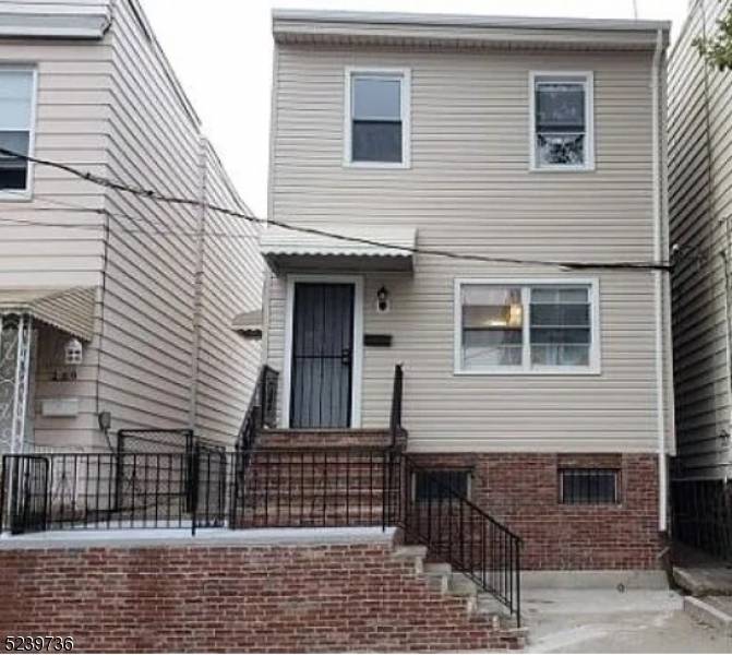 211 Beacon Ave, Jersey City, NJ 07306