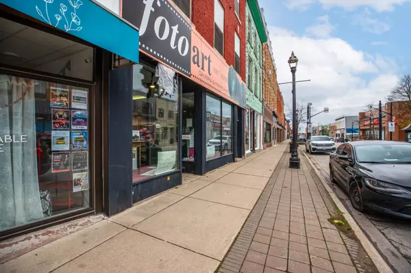 Owen Sound, ON N4K 2H3,842 2nd AVE E