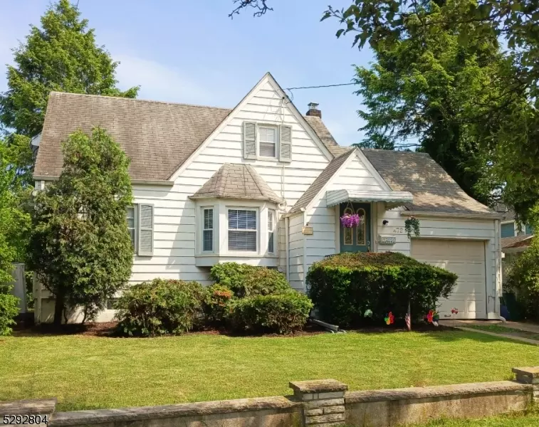 472 Weart Ave, Lyndhurst Twp., NJ 07071