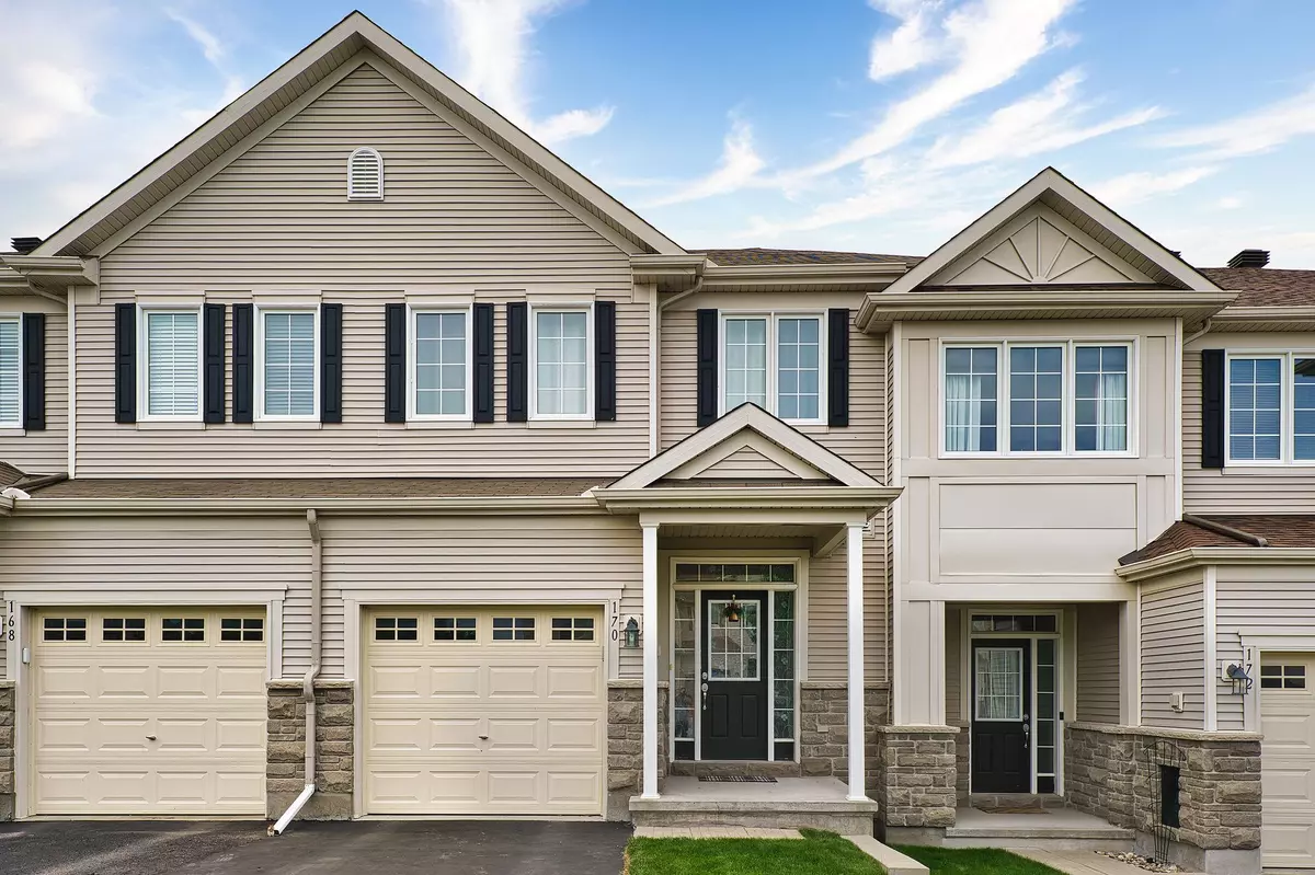 Barrhaven, ON K2J 5Z8,170 Laramie CRES S