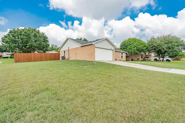 North Richland Hills, TX 76182,7301 Windhaven Road