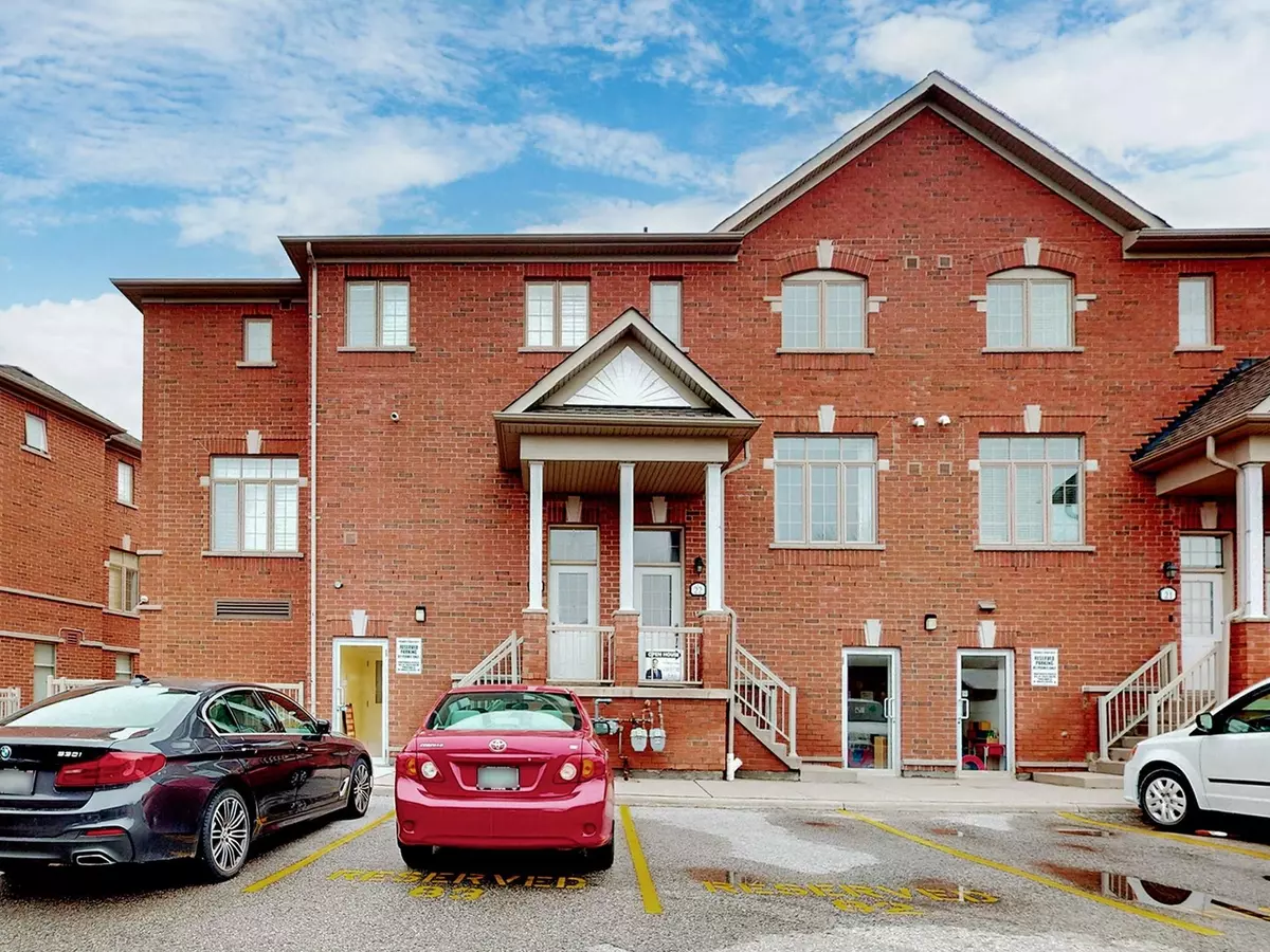 Markham, ON L6E 0C7,38 Greensborough Village CIR #23