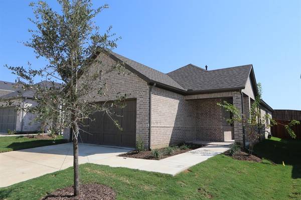 455 Cherry Laurel Drive, Oak Point, TX 75068