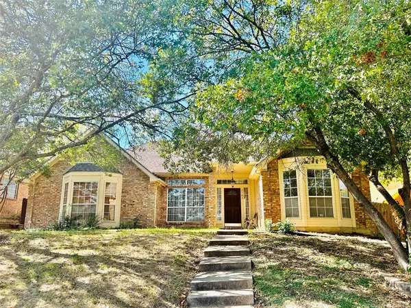 2705 Stream Bend Avenue, Mesquite, TX 75181