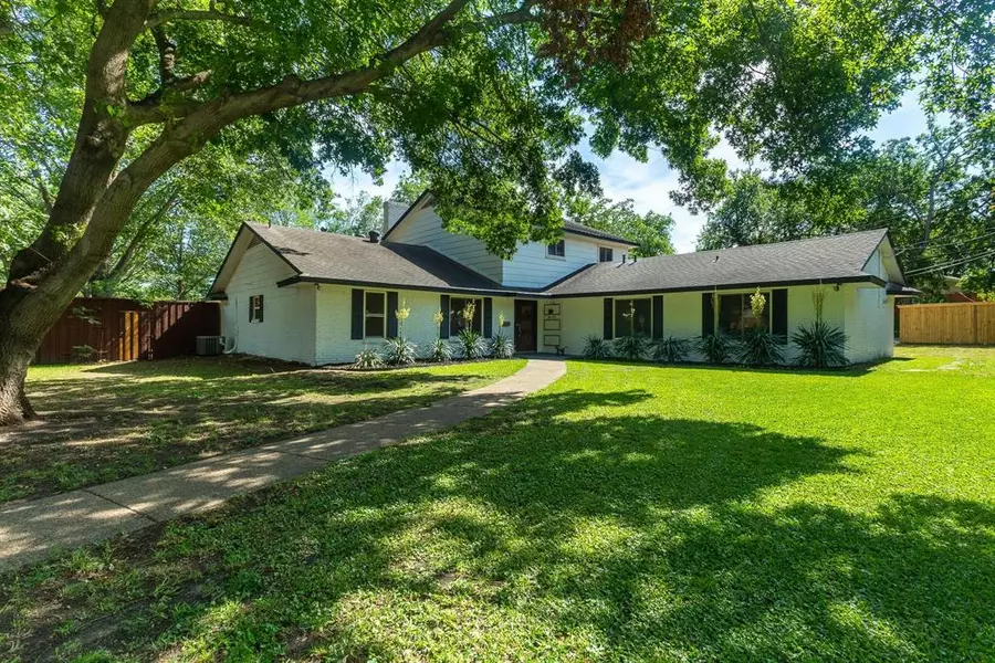 3054 Ponder Place, Dallas, TX 75229