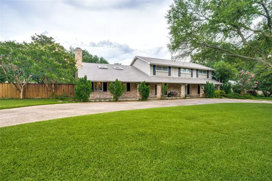 3824 Sleepy Lane, Dallas, TX 75229