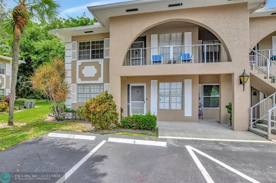 13702 Via Flora  #A, Delray Beach, FL 33484