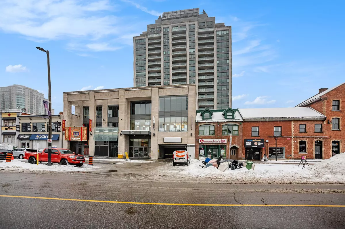 Lower Town - Sandy Hill, ON K1N 0A8,90 George ST #707