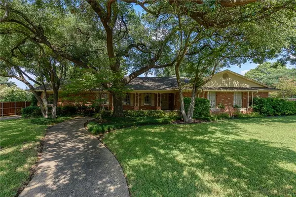 Dallas, TX 75229,4159 Alta Vista Lane