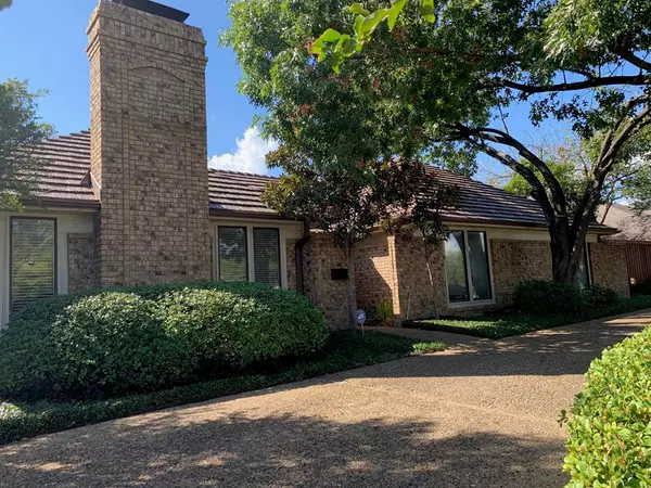 10939 Marsh Lane, Dallas, TX 75229