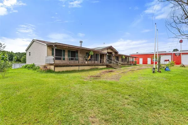 Mineola, TX 75773,128 County Road 3878