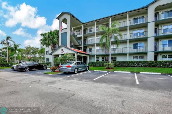 Pembroke Pines, FL 33027,12950 SW 13th St  #102 D