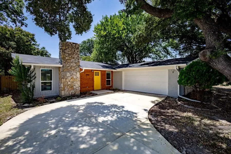 2962 Satsuma Drive, Dallas, TX 75229