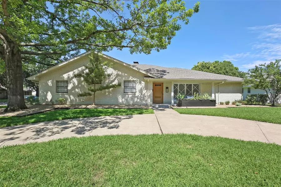 10403 Carry Back Place, Dallas, TX 75229