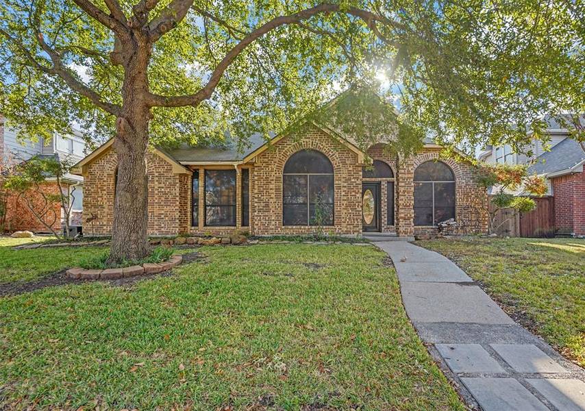 1704 Ariel Drive, Mesquite, TX 75181